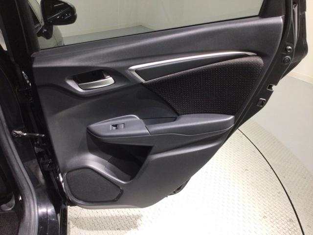 フィットハイブリッド Fパッケージ 1年保証 ワンオ-ナ- ナビVXM-155VSI TV Rカメラ BTオ-ディオ DVD ドラレコ ETC VSA スマ-トキ- スペアキ- 盗難防止装置 整備記録簿 ドアバイザ- AAC 記録簿有り(28枚目)