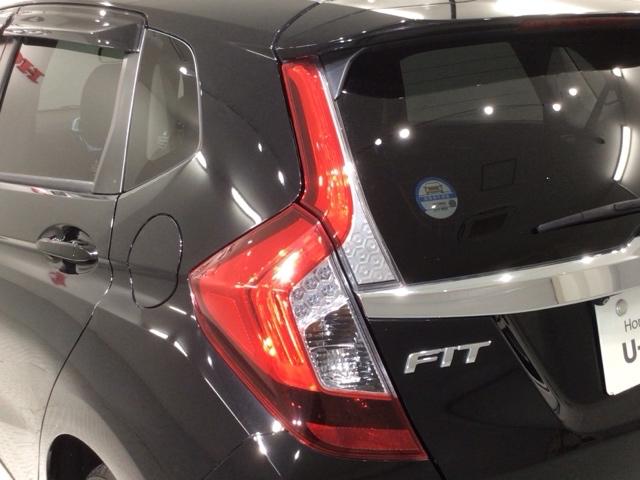 フィットハイブリッド Fパッケージ 1年保証 ワンオ-ナ- ナビVXM-155VSI TV Rカメラ BTオ-ディオ DVD ドラレコ ETC VSA スマ-トキ- スペアキ- 盗難防止装置 整備記録簿 ドアバイザ- AAC 記録簿有り(45枚目)