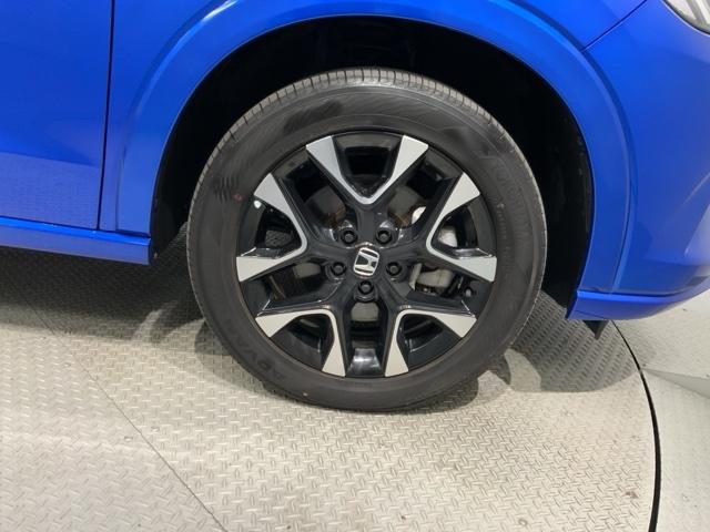 ＺＲ－Ｖ ｅ：ＨＥＶＺ　Ｈ　ＳＥＮＳＩＮＧ　革シ－ト　最長５年保証　ワンオ－ナ－　純正ナビＴＶ　Ｒカメラ　マルチビュ－　ＢＴオ－ディオ　ＥＴＣ　ＬＥＤライト　ＶＳＡ　シ－トヒ－タ－　クルコン　アルミ　スマ－トキ－盗難防止装置（14枚目）