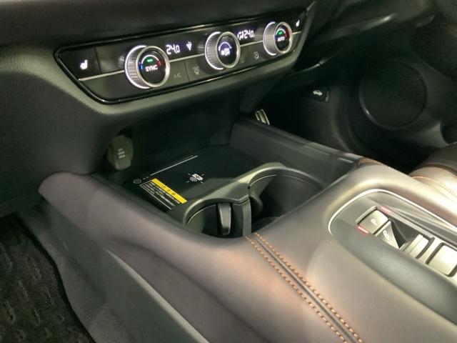 ＺＲ－Ｖ ｅ：ＨＥＶＺ　Ｈ　ＳＥＮＳＩＮＧ　革シ－ト　最長５年保証　ワンオ－ナ－　純正ナビＴＶ　Ｒカメラ　マルチビュ－　ＢＴオ－ディオ　ＥＴＣ　ＬＥＤライト　ＶＳＡ　シ－トヒ－タ－　クルコン　アルミ　スマ－トキ－盗難防止装置（28枚目）