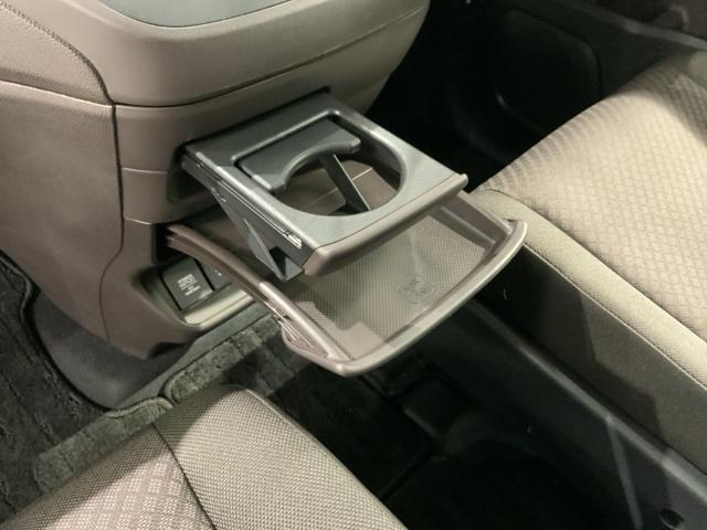 フリード G H SENSING 最長5年保証 ワンオ-ナ- ナビVXM-224VFI TV Rカメラ CD録音 BTオ-ディオ DVD ETC LEDライト 両側電動ドア VSA シ-トヒ-タ- クルコン AAC(28枚目)