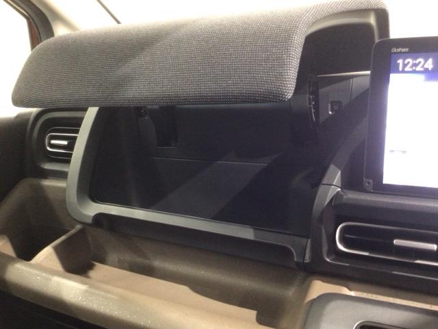 フリード エアーEX HSENSING 新車保証 試乗車 ワンオ-ナ- ナビLXM-242ZFNI TV Rカメラ BTオーディオ ETC LEDライト VSA 両側電動ドア シ-トヒ-タ- クルコン アルミ フルセグ(29枚目)