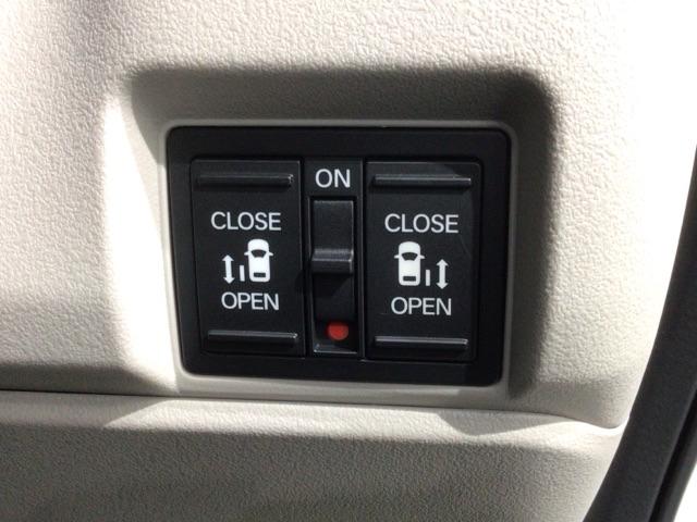 N-BOX ベースグレード HSENSING 新車保証 試乗車 ワンオ-ナ- ナビLXU-242NBI TV Rカメラ CD録音 BTオーディオ DVD シ-トヒ-タ- ETC LEDライト VSA 両側電動ドア クルコン(14枚目)