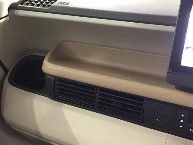 N-BOX ベースグレード HSENSING 新車保証 試乗車 ワンオ-ナ- ナビLXU-242NBI TV Rカメラ CD録音 BTオーディオ DVD シ-トヒ-タ- ETC LEDライト VSA 両側電動ドア クルコン(26枚目)