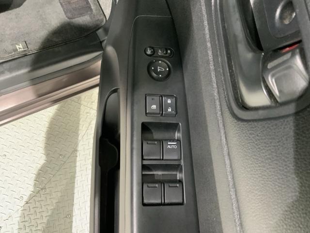 Ｎ－ＢＯＸ ＧＳＳパッケージ　あんしんＰＫＧ　１年保証　ナビ　ＴＶ　ＣＤ録音　ＢＴオ－ディオ　ＤＶＤ　ＥＴＣ　両側電動ドア　ＶＳＡ　アルミ　スマ－トキ－　スペアキ－　盗難防止装置　整備記録簿　ベンチシ－ト　ＡＡＣ　Ｗエアバッグ（14枚目）