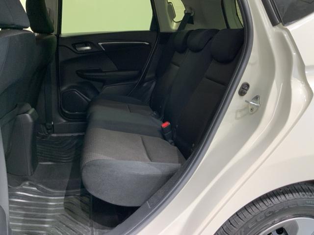 フィットハイブリッド Ｆパッケージコンフォートエディション　あんしんＰＫＧ　１年保証　ナビＶＸＭ－１７５ＶＦＩ　ＴＶ　Ｒカメラ　ＣＤ録音　ＢＴオ－ディオ　ＤＶＤ　ドラレコＥＴＣ　ＬＥＤライト　ＶＳＡ　シ－トヒ－タ－　スマ－トキ－　スペアキ－　盗難防止装置ＡＡＣ（31枚目）