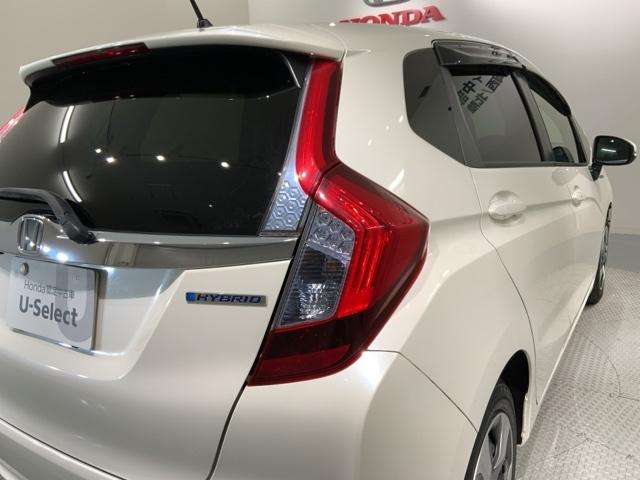 フィットハイブリッド Ｆパッケージコンフォートエディション　あんしんＰＫＧ　１年保証　ナビＶＸＭ－１７５ＶＦＩ　ＴＶ　Ｒカメラ　ＣＤ録音　ＢＴオ－ディオ　ＤＶＤ　ドラレコＥＴＣ　ＬＥＤライト　ＶＳＡ　シ－トヒ－タ－　スマ－トキ－　スペアキ－　盗難防止装置ＡＡＣ（45枚目）