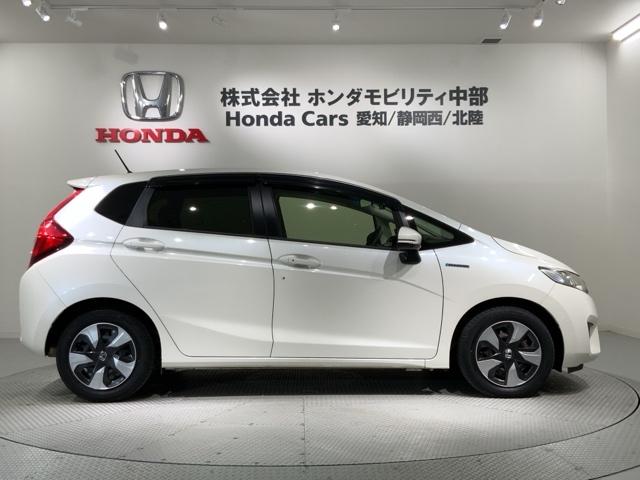 フィットハイブリッド Ｆパッケージコンフォートエディション　あんしんＰＫＧ　１年保証　ナビＶＸＭ－１７５ＶＦＩ　ＴＶ　Ｒカメラ　ＣＤ録音　ＢＴオ－ディオ　ＤＶＤ　ドラレコＥＴＣ　ＬＥＤライト　ＶＳＡ　シ－トヒ－タ－　スマ－トキ－　スペアキ－　盗難防止装置ＡＡＣ（51枚目）