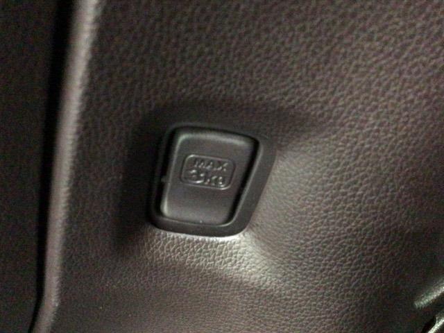 Ｎ－ＷＧＮカスタム Ｇ・Ａパッケージ　あんしんＰＫＧ　１年保証　Ｒカメラ　ＢＴオ－ディオ　フォグライト　ＶＳＡ　クルコン　アルミ　スマ－トキ－　スペアキ－　盗難防止装置　整備記録簿　ドアバイザ－　ベンチシ－ト　ＡＡＣ　Ｗエアバッグ　ＵＳＢ（29枚目）