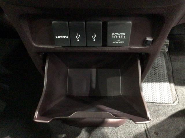 Ｎ－ＷＧＮカスタム Ｇ・Ａパッケージ　あんしんＰＫＧ　１年保証　Ｒカメラ　ＢＴオ－ディオ　フォグライト　ＶＳＡ　クルコン　アルミ　スマ－トキ－　スペアキ－　盗難防止装置　整備記録簿　ドアバイザ－　ベンチシ－ト　ＡＡＣ　Ｗエアバッグ　ＵＳＢ（30枚目）