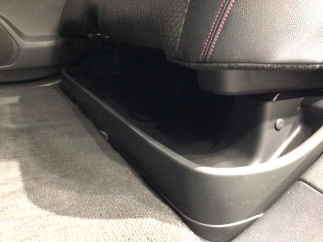 Ｎ－ＷＧＮカスタム Ｇ・Ａパッケージ　あんしんＰＫＧ　１年保証　Ｒカメラ　ＢＴオ－ディオ　フォグライト　ＶＳＡ　クルコン　アルミ　スマ－トキ－　スペアキ－　盗難防止装置　整備記録簿　ドアバイザ－　ベンチシ－ト　ＡＡＣ　Ｗエアバッグ　ＵＳＢ（31枚目）