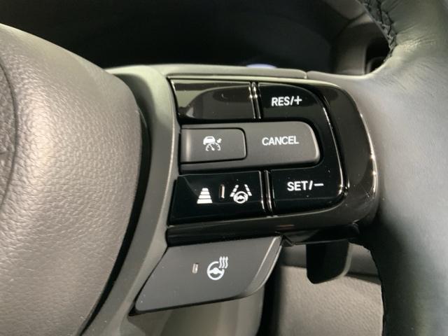 ヴェゼル ｅ：ＨＥＶＺ　Ｈ　ＳＥＮＳＩＮＧ　最長５年保証　ワンオ－ナ－　純正ナビ　ＴＶ　Ｒカメラ　マルチビュ－　ＢＴオ－ディオ　ＥＴＣ　ＬＥＤライト　ＶＳＡ　シ－トヒ－タ－　クルコン　アルミ　スマ－トキ－　スペアキ－　ＡＡＣ（11枚目）