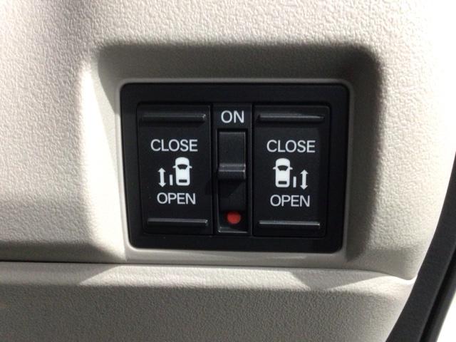 Ｎ－ＢＯＸ ベースグレード　コンフォートパッケージ　Ｈ　ＳＥＮＳＩＮＧ　新車保証　試乗車　ワンオ－ナ－　ナビＶＸＭ－２４５ＺＦＥＩ　ＴＶ　Ｒカメラ　ＢＴオ－ディオ　シ－トヒ－タ－ＥＴＣ　ＬＥＤライト　両側電動ドア　ＶＳＡクルコン（14枚目）