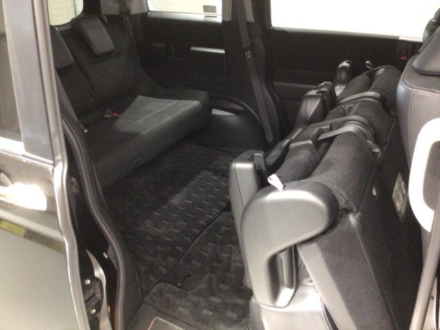 ステップワゴンスパーダ Ｚクールスピリット　１年保証　ワンオ－ナ－　ナビＶＸＭ－１３５ＶＦＮＩ　ＴＶ　Ｒカメラ　ＣＤ録音　ＤＶＤ　ＥＴＣ　ＨＩＤ　フォグライト　ＶＳＡ　両側電動ドア　クルコン　アルミ　スマ－トキ－　盗難防止装置　整備記録簿（35枚目）