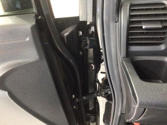 ステップワゴンスパーダ Ｚクールスピリット　１年保証　ワンオ－ナ－　ナビＶＸＭ－１３５ＶＦＮＩ　ＴＶ　Ｒカメラ　ＣＤ録音　ＤＶＤ　ＥＴＣ　ＨＩＤ　フォグライト　ＶＳＡ　両側電動ドア　クルコン　アルミ　スマ－トキ－　盗難防止装置　整備記録簿（38枚目）