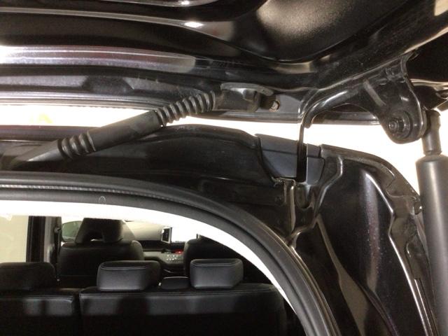 ステップワゴンスパーダ Ｚクールスピリット　１年保証　ワンオ－ナ－　ナビＶＸＭ－１３５ＶＦＮＩ　ＴＶ　Ｒカメラ　ＣＤ録音　ＤＶＤ　ＥＴＣ　ＨＩＤ　フォグライト　ＶＳＡ　両側電動ドア　クルコン　アルミ　スマ－トキ－　盗難防止装置　整備記録簿（39枚目）