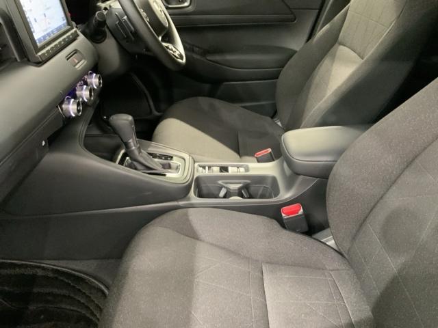 ヴェゼル ｅ：ＨＥＶＸ　Ｈ　ＳＥＮＳＩＮＧ　最長５年保証　ワンオーナー　ナビＬＸＭ－２３２ＶＦＥＩ　ＴＶ　Ｒカメラ　ＢＴオ－ディオ　ＤＶＤ　ＥＴＣ　ＬＥＤライト　ＶＳＡ　クルコン　フォグ　スマートキー　盗難防止装置　ＡＡＣ（28枚目）