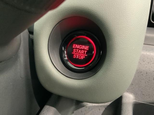 フリード クロスター　Ｈ　ＳＥＮＳＩＮＧ　新車保証　試乗車　ワンオーナー　ナビＬＸＭ－２４２ＺＦＮＩ　ＴＶ　Ｒカメラ　ＢＴオ－ディオ　ＥＴＣ　ＬＥＤライト　ＶＳＡ　両側電動ドア　シートヒーター　クルコン　アルミ　フォグ（15枚目）