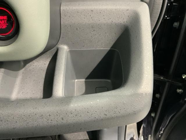 フリード クロスター　Ｈ　ＳＥＮＳＩＮＧ　新車保証　試乗車　ワンオーナー　ナビＬＸＭ－２４２ＺＦＮＩ　ＴＶ　Ｒカメラ　ＢＴオ－ディオ　ＥＴＣ　ＬＥＤライト　ＶＳＡ　両側電動ドア　シートヒーター　クルコン　アルミ　フォグ（29枚目）