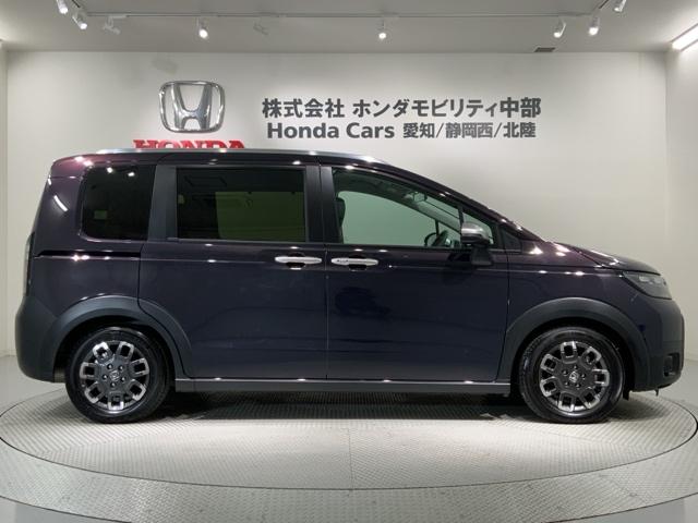 フリード クロスター　Ｈ　ＳＥＮＳＩＮＧ　新車保証　試乗車　ワンオーナー　ナビＬＸＭ－２４２ＺＦＮＩ　ＴＶ　Ｒカメラ　ＢＴオ－ディオ　ＥＴＣ　ＬＥＤライト　ＶＳＡ　両側電動ドア　シートヒーター　クルコン　アルミ　フォグ（51枚目）