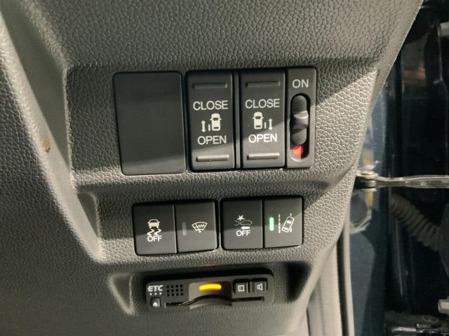 フリード＋ハイブリッド ハイブリッドＧ・ホンダセンシング　最長５年保証　ワンオーナー　ナビＶＸＭ－２０７ＶＦＮＩ　ＴＶ　Ｒカメラ　ＣＤ録音　ＢＴオ－ディオ　ＤＶＤ　ＥＴＣ　ＬＥＤライト　ＶＳＡ　両側電動ドア　シートヒーター　クルコン　アルミ　スマートキー（13枚目）