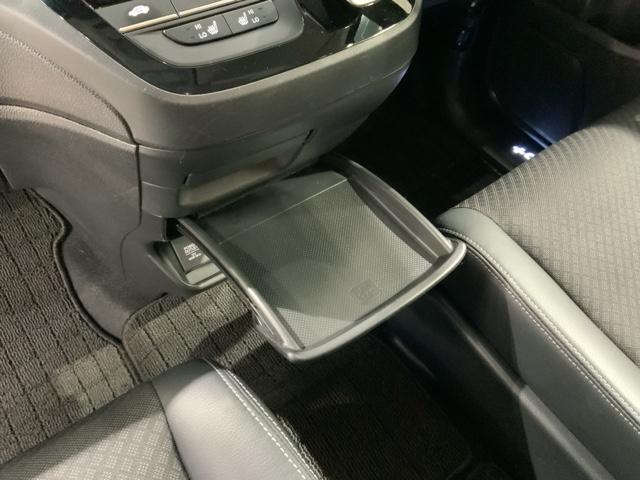 フリード＋ハイブリッド ハイブリッドＧ・ホンダセンシング　最長５年保証　ワンオーナー　ナビＶＸＭ－２０７ＶＦＮＩ　ＴＶ　Ｒカメラ　ＣＤ録音　ＢＴオ－ディオ　ＤＶＤ　ＥＴＣ　ＬＥＤライト　ＶＳＡ　両側電動ドア　シートヒーター　クルコン　アルミ　スマートキー（26枚目）