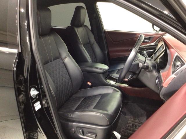 ハリアー プレミアム　１年保証ワンオーナー純正ナビＴＶ　カーテンエアバッグ　クルーズＣ　記録簿あり　Ｂカメラ　電動パワーシート　ＬＥＤライト　横滑り防止機能　オートエアコン　エアバッグ　ＤＶＤ再生可　ナビ＆ＴＶ　キーレス（16枚目）