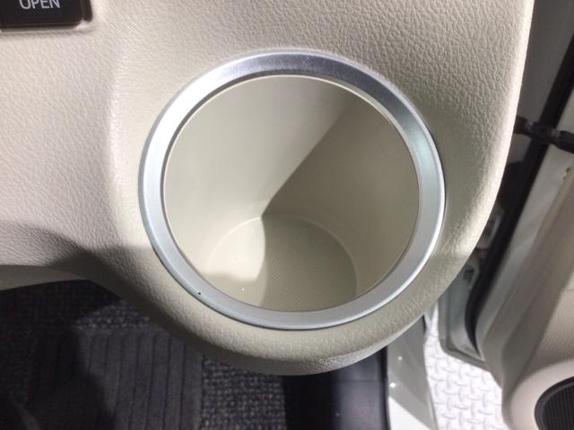 シエンタ ハイブリッドＧ　１年保証　純正ナビ　ＴＶ　Ｒカメラ　ドラレコ　ＥＴＣ　ＬＥＤライト　両側電動ドア　横滑り防止　シ－トヒ－タ－　アルミ　スマ－トキ－　盗難防止装置　ＡＡＣ　スペアキ－　Ｗエアバッグ　ブレーキサポート（26枚目）