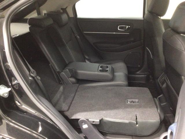 ヴェゼル ｅ：ＨＥＶＺ　Ｈ　ＳＥＮＳＩＮＧ　最長５年保証　ワンオ－ナ－　純正ナビ　ＴＶ　Ｒカメラ　ＢＴオ－ディオ　ＥＴＣ　ＬＥＤライト　ＶＳＡ　シ－トヒ－タ－　クルコン　アルミ　スマ－トキ－　盗難防止装置　整備記録簿　ＡＡＣ（35枚目）