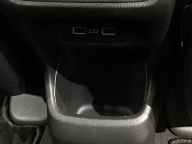 ヴェゼル ｅ：ＨＥＶＺ　Ｈ　ＳＥＮＳＩＮＧ　最長５年保証　ワンオ－ナ－　ナビＶＸＭ－２３５Ｃｉ　Ｒカメラ　ＢＴオ－ディオ　ＥＴＣ　ＬＥＤライト　ＶＳＡ　シ－トヒ－タ－　クルコン　アルミ　スマ－トキ－　盗難防止装置　整備記録簿（27枚目）