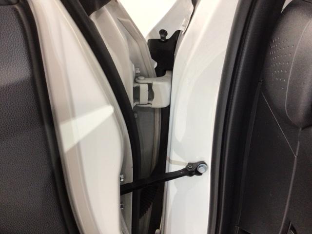 ヴェゼル ｅ：ＨＥＶＺ　Ｈ　ＳＥＮＳＩＮＧ　最長５年保証　ワンオ－ナ－　ナビＶＸＭ－２３５Ｃｉ　Ｒカメラ　ＢＴオ－ディオ　ＥＴＣ　ＬＥＤライト　ＶＳＡ　シ－トヒ－タ－　クルコン　アルミ　スマ－トキ－　盗難防止装置　整備記録簿（42枚目）