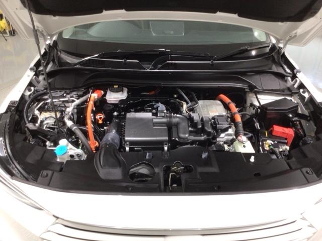 ヴェゼル ｅ：ＨＥＶＺ　Ｈ　ＳＥＮＳＩＮＧ　最長５年保証　ワンオ－ナ－　ナビＶＸＭ－２３５Ｃｉ　Ｒカメラ　ＢＴオ－ディオ　ＥＴＣ　ＬＥＤライト　ＶＳＡ　シ－トヒ－タ－　クルコン　アルミ　スマ－トキ－　盗難防止装置　整備記録簿（44枚目）