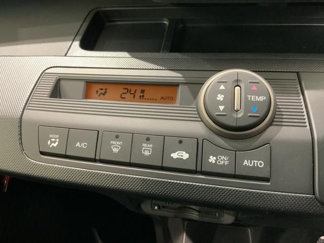 フリードスパイク Ｇジャストセレクション　１年保証　ワンオ－ナ－　ナビＶＸＭ－１２２ＶＦｉ　Ｒカメラ　ＣＤ録音　ＤＶＤ　ＥＴＣ　ＨＩＤ　両側電動ドア　ＶＳＡ　スマ－トキ－　スペアキ－　盗難防止装置　整備記録簿　ドアバイザ－　ＷエアバッグＡＡＣ（9枚目）