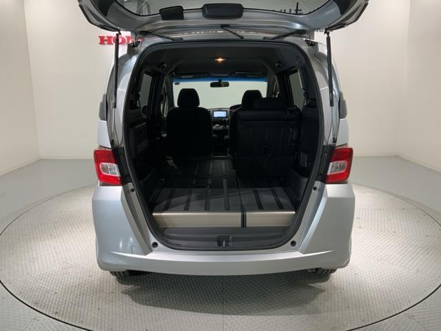 フリードスパイク Ｇジャストセレクション　１年保証　ワンオ－ナ－　ナビＶＸＭ－１２２ＶＦｉ　Ｒカメラ　ＣＤ録音　ＤＶＤ　ＥＴＣ　ＨＩＤ　両側電動ドア　ＶＳＡ　スマ－トキ－　スペアキ－　盗難防止装置　整備記録簿　ドアバイザ－　ＷエアバッグＡＡＣ（39枚目）