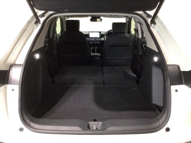 ヴェゼル ｅ：ＨＥＶＺ　Ｈ　ＳＥＮＳＩＮＧ　最長５年保証　ワンオ－ナ－　純正ナビ　ＴＶ　Ｒカメラ　マルチビュ－　ＢＴオ－ディオ　ＥＴＣ　ＬＥＤライト　ＶＳＡ　シ－トヒ－タ－　クルコン　アルミ　スマ－トキ－　スペアキ－　ＡＡＣ（19枚目）