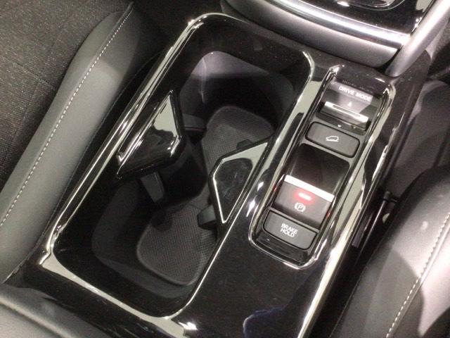 ヴェゼル ｅ：ＨＥＶＺ　Ｈ　ＳＥＮＳＩＮＧ　最長５年保証　ワンオ－ナ－　純正ナビ　ＴＶ　Ｒカメラ　マルチビュ－　ＢＴオ－ディオ　ＥＴＣ　ＬＥＤライト　ＶＳＡ　シ－トヒ－タ－　クルコン　アルミ　スマ－トキ－　スペアキ－　ＡＡＣ（26枚目）