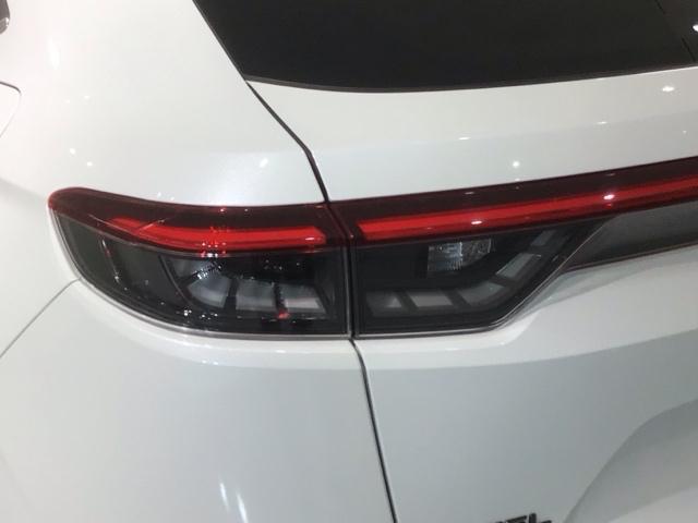 ヴェゼル ｅ：ＨＥＶＺ　Ｈ　ＳＥＮＳＩＮＧ　最長５年保証　ワンオ－ナ－　純正ナビ　ＴＶ　Ｒカメラ　マルチビュ－　ＢＴオ－ディオ　ＥＴＣ　ＬＥＤライト　ＶＳＡ　シ－トヒ－タ－　クルコン　アルミ　スマ－トキ－　スペアキ－　ＡＡＣ（45枚目）