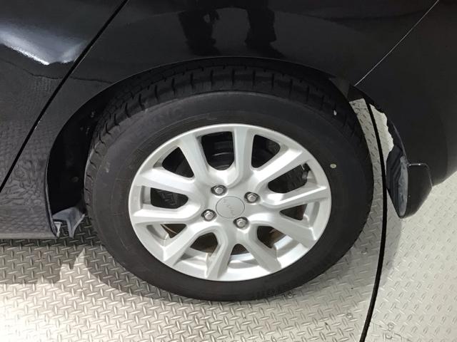 フィットハイブリッド Ｌパッケージ　あんしんＰＫＧ　１年保証　ワンオ－ナ－　ナビＶＸＭ－１４５ＶＦｉ　ＴＶ　ＣＤ録音　ＤＶＤ　ＥＴＣ　ＬＥＤライト　ＶＳＡクルコン　アルミ　スマ－トキ－　スペアキ－　盗難防止装置　整備記録簿　ドアバイザ－（16枚目）