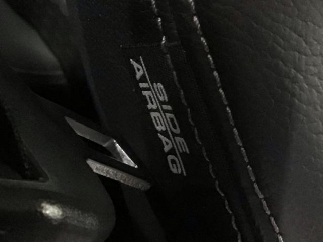 フィットハイブリッド Ｌパッケージ　あんしんＰＫＧ　１年保証　ワンオ－ナ－　ナビＶＸＭ－１４５ＶＦｉ　ＴＶ　ＣＤ録音　ＤＶＤ　ＥＴＣ　ＬＥＤライト　ＶＳＡクルコン　アルミ　スマ－トキ－　スペアキ－　盗難防止装置　整備記録簿　ドアバイザ－（24枚目）