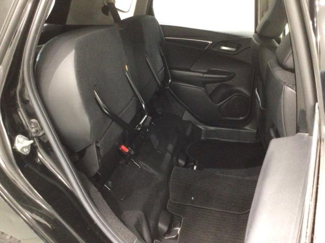 フィットハイブリッド Ｌパッケージ　あんしんＰＫＧ　１年保証　ワンオ－ナ－　ナビＶＸＭ－１４５ＶＦｉ　ＴＶ　ＣＤ録音　ＤＶＤ　ＥＴＣ　ＬＥＤライト　ＶＳＡクルコン　アルミ　スマ－トキ－　スペアキ－　盗難防止装置　整備記録簿　ドアバイザ－（39枚目）