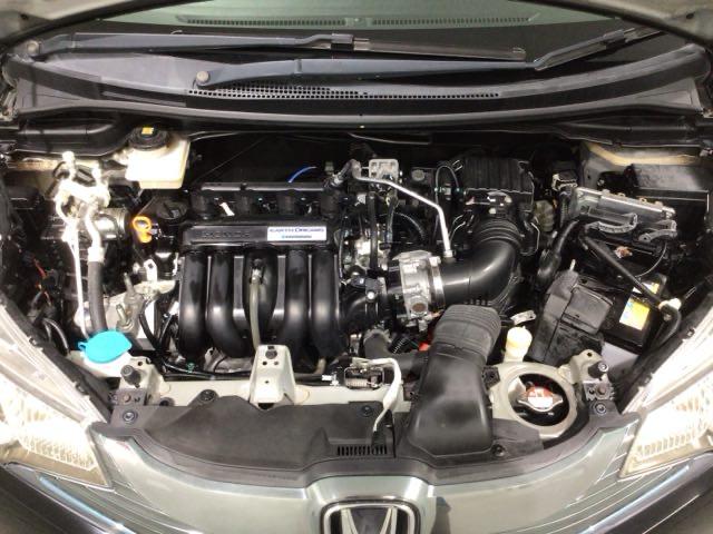 フィットハイブリッド Ｌパッケージ　あんしんＰＫＧ　１年保証　ワンオ－ナ－　ナビＶＸＭ－１４５ＶＦｉ　ＴＶ　ＣＤ録音　ＤＶＤ　ＥＴＣ　ＬＥＤライト　ＶＳＡクルコン　アルミ　スマ－トキ－　スペアキ－　盗難防止装置　整備記録簿　ドアバイザ－（44枚目）