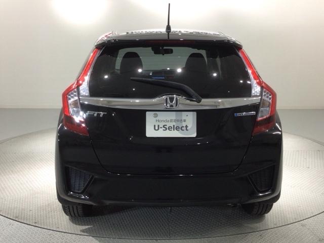 フィットハイブリッド Ｌパッケージ　あんしんＰＫＧ　１年保証　ワンオ－ナ－　ナビＶＸＭ－１４５ＶＦｉ　ＴＶ　ＣＤ録音　ＤＶＤ　ＥＴＣ　ＬＥＤライト　ＶＳＡクルコン　アルミ　スマ－トキ－　スペアキ－　盗難防止装置　整備記録簿　ドアバイザ－（49枚目）