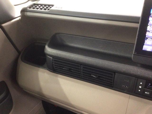 Ｎ－ＢＯＸジョイ ベースグレード　Ｈ　ＳＥＮＳＩＮＧ　新車保証　試乗車　ワンオ－ナ－　ナビＬＸＵ－２４２ＮＢｉ　ＴＶ　Ｒカメラ　ＣＤ録音　ＢＴオ－ディオＤＶＤ　シ－トヒ－タ－　ＥＴＣ　ＬＥＤライト　両側電動ドア　ＶＳＡ　クルコンＡＡＣ（28枚目）