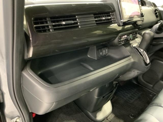 Ｎ－ＢＯＸカスタム Ｇ・Ｌターボホンダセンシング　タバコ臭有り　最長５年保証　ナビＶＸＭ－１９５ＮＢｉ　ＴＶ　Ｒカメラ　ＣＤ録音　ＢＴオ－ディオ　ＤＶＤ　ＥＴＣ　ＬＥＤライト　両側電動ドア　ＶＳＡ　クルコン　アルミ　スマ－トキ－　盗難防止装置　ＡＡＣ（24枚目）