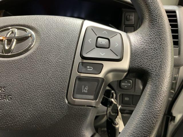 ハイエースバン ロングＤＸＧＬパッケージ　最長５年保証　ワンオ－ナ－　ナビ　ＴＶ　Ｒカメラ　ＤＶＤ　衝突軽減Ｂ　ドラレコ　ＥＴＣ　横滑り防止　キ－レス　盗難防止装置　整備記録簿　スペアキ－　ドアバイザ－　Ｗエアバッグ　エアコン　地デジ　ＡＢＳ（10枚目）