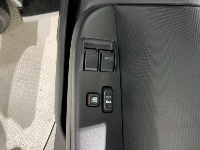 ハイエースバン ロングＤＸＧＬパッケージ　最長５年保証　ワンオ－ナ－　ナビ　ＴＶ　Ｒカメラ　ＤＶＤ　衝突軽減Ｂ　ドラレコ　ＥＴＣ　横滑り防止　キ－レス　盗難防止装置　整備記録簿　スペアキ－　ドアバイザ－　Ｗエアバッグ　エアコン　地デジ　ＡＢＳ（14枚目）