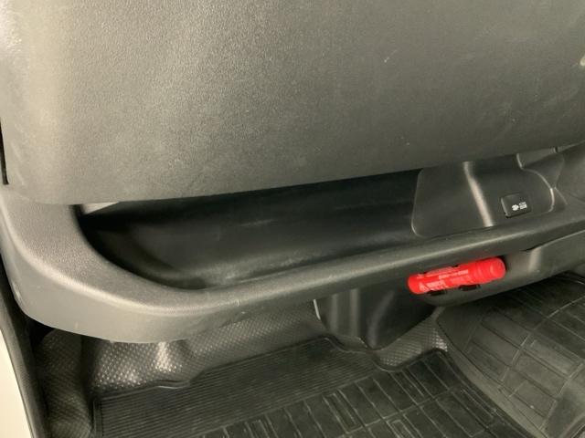 ハイエースバン ロングＤＸＧＬパッケージ　最長５年保証　ワンオ－ナ－　ナビ　ＴＶ　Ｒカメラ　ＤＶＤ　衝突軽減Ｂ　ドラレコ　ＥＴＣ　横滑り防止　キ－レス　盗難防止装置　整備記録簿　スペアキ－　ドアバイザ－　Ｗエアバッグ　エアコン　地デジ　ＡＢＳ（24枚目）