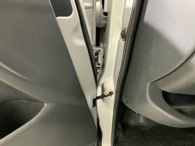 ハイエースバン ロングＤＸＧＬパッケージ　最長５年保証　ワンオ－ナ－　ナビ　ＴＶ　Ｒカメラ　ＤＶＤ　衝突軽減Ｂ　ドラレコ　ＥＴＣ　横滑り防止　キ－レス　盗難防止装置　整備記録簿　スペアキ－　ドアバイザ－　Ｗエアバッグ　エアコン　地デジ　ＡＢＳ（38枚目）