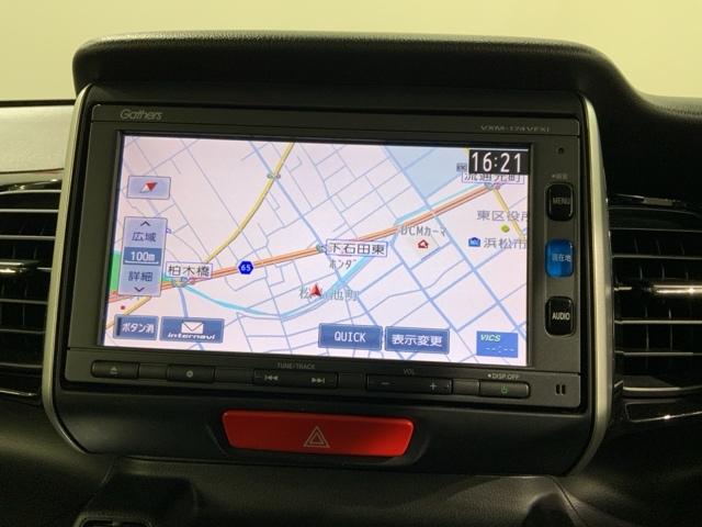 Ｎ－ＢＯＸカスタム ＧＳＳブラックスタイルパッケージ　１年保証　ナビＶＸＭ－１７４ＶＦＸｉ　ＴＶ　ＢＴオ－ディオ　ＤＶＤ　シ－トヒ－タ－　ＥＴＣ　ＶＳＡ　アルミ　スマ－トキ－　盗難防止装置　整備記録簿　ＡＡＣ　ドアバイザ－　ベンチシ－ト　Ｗエアバッグ（3枚目）