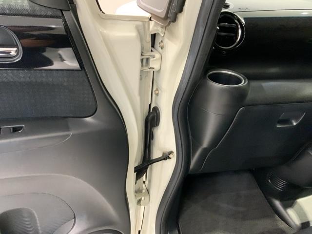 Ｎ－ＢＯＸカスタム ＧＳＳブラックスタイルパッケージ　１年保証　ナビＶＸＭ－１７４ＶＦＸｉ　ＴＶ　ＢＴオ－ディオ　ＤＶＤ　シ－トヒ－タ－　ＥＴＣ　ＶＳＡ　アルミ　スマ－トキ－　盗難防止装置　整備記録簿　ＡＡＣ　ドアバイザ－　ベンチシ－ト　Ｗエアバッグ（42枚目）